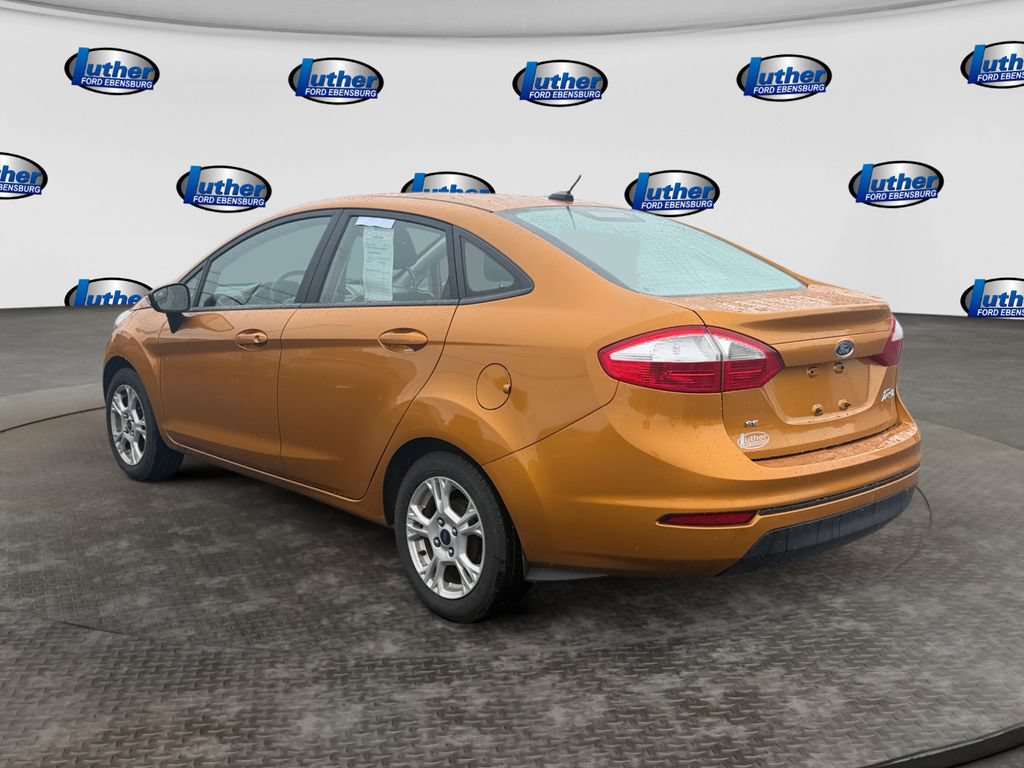 Used 2016 Ford Fiesta SE w/ Cold Weather Package FWD image 3