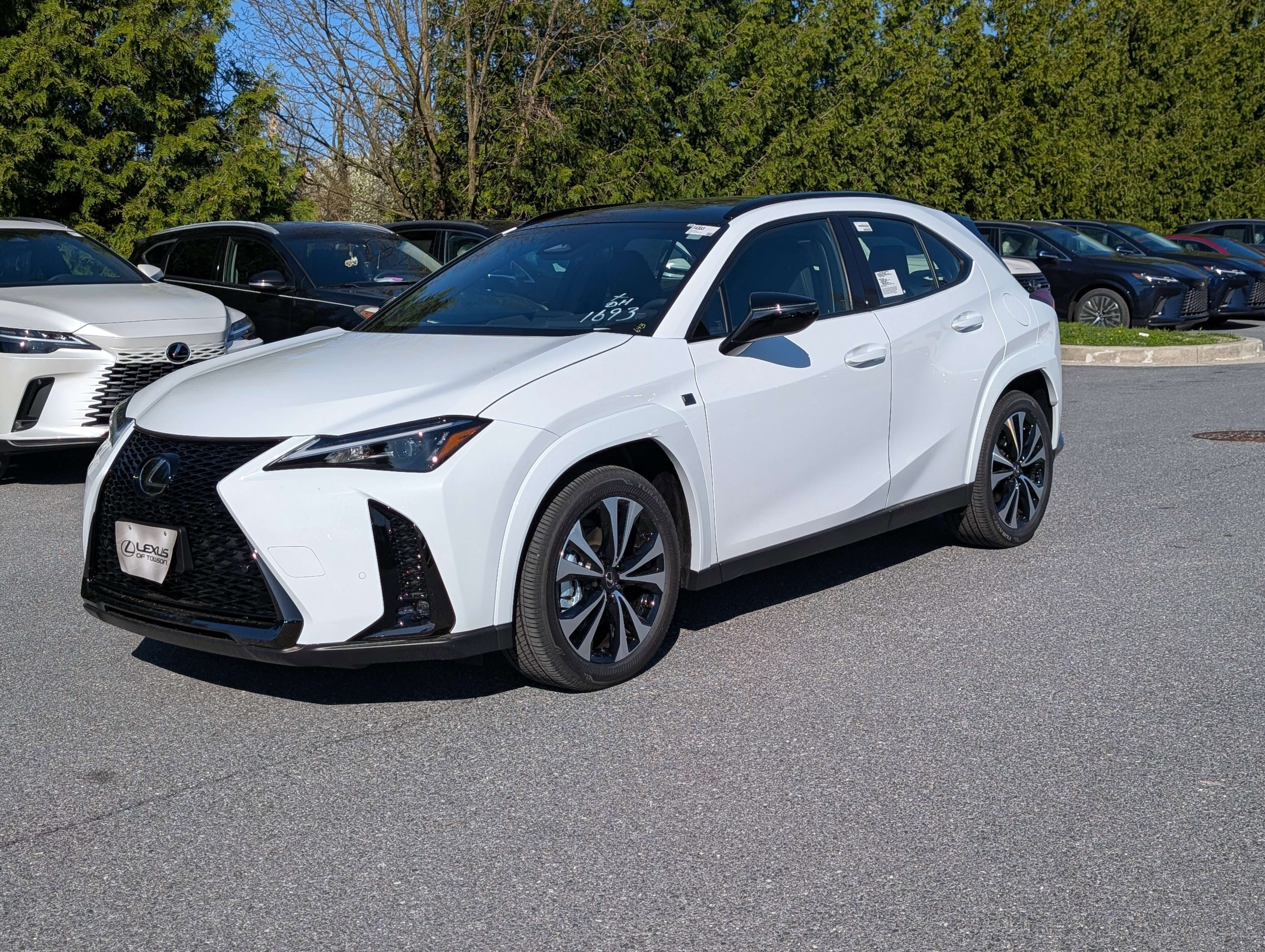New 2026 Lexus UX 300h AWD image 4