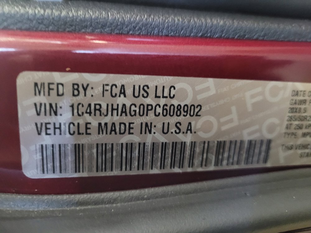 Used 2023 Jeep Grand Cherokee Altitude AWD/4WD image 33
