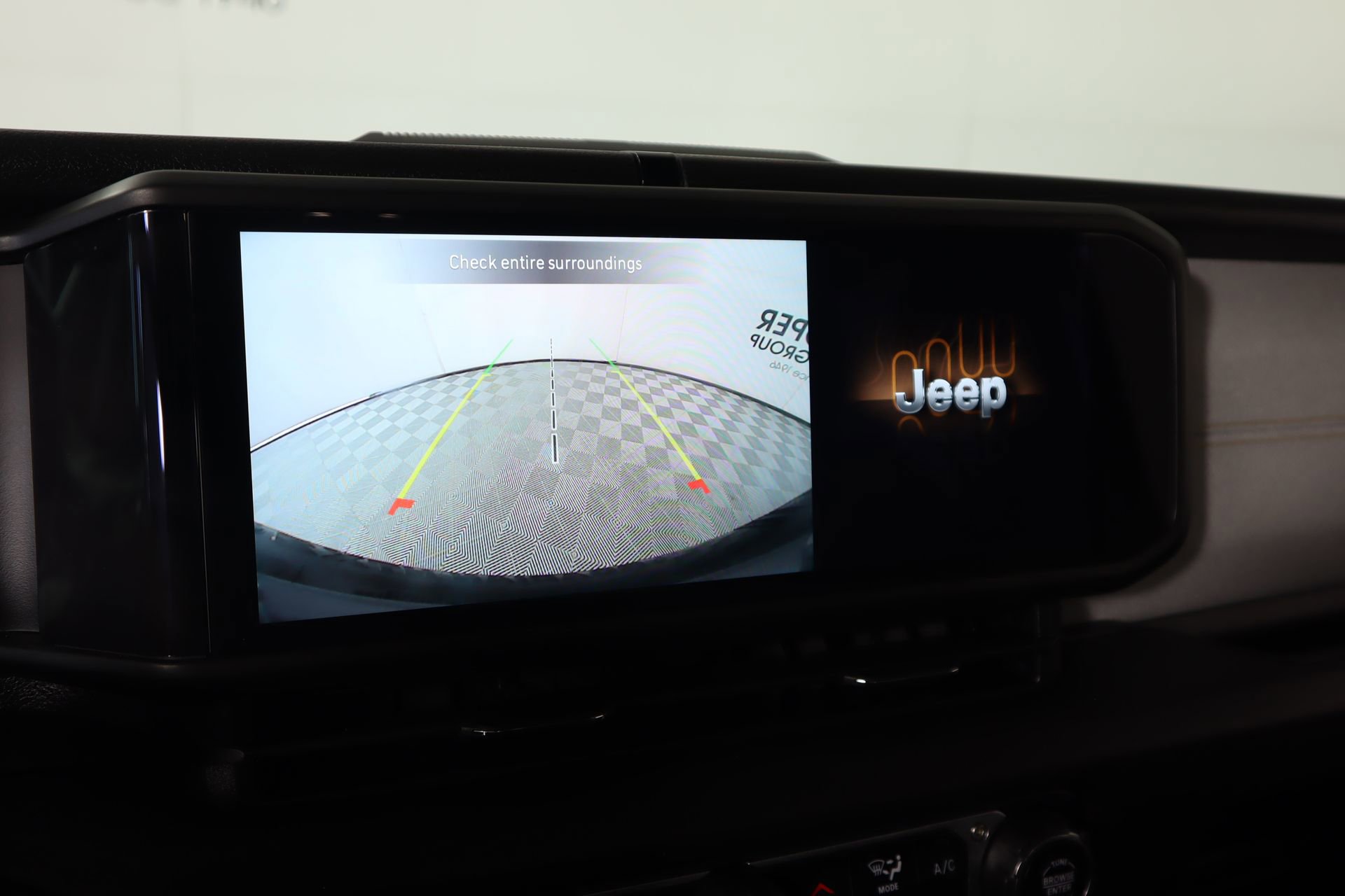 Used 2025 Jeep Wrangler Sport S image 6