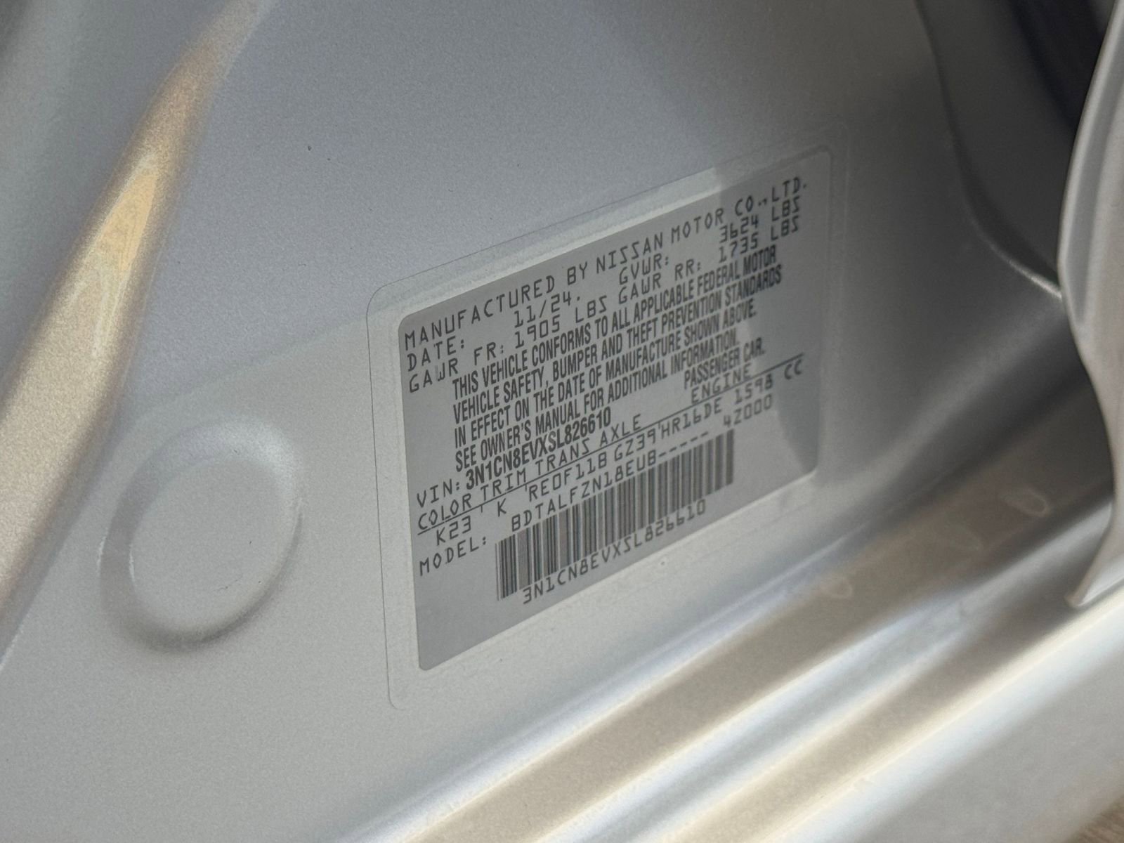 Used 2025 Nissan Versa SV image 28