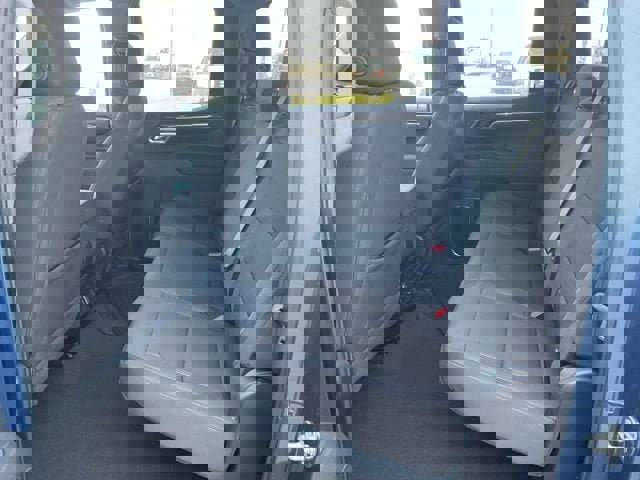 Used 2024 Chevrolet Silverado 1500 LT image 23