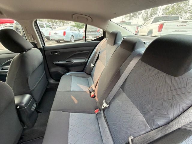 Used 2023 Nissan Versa SV FWD image 29