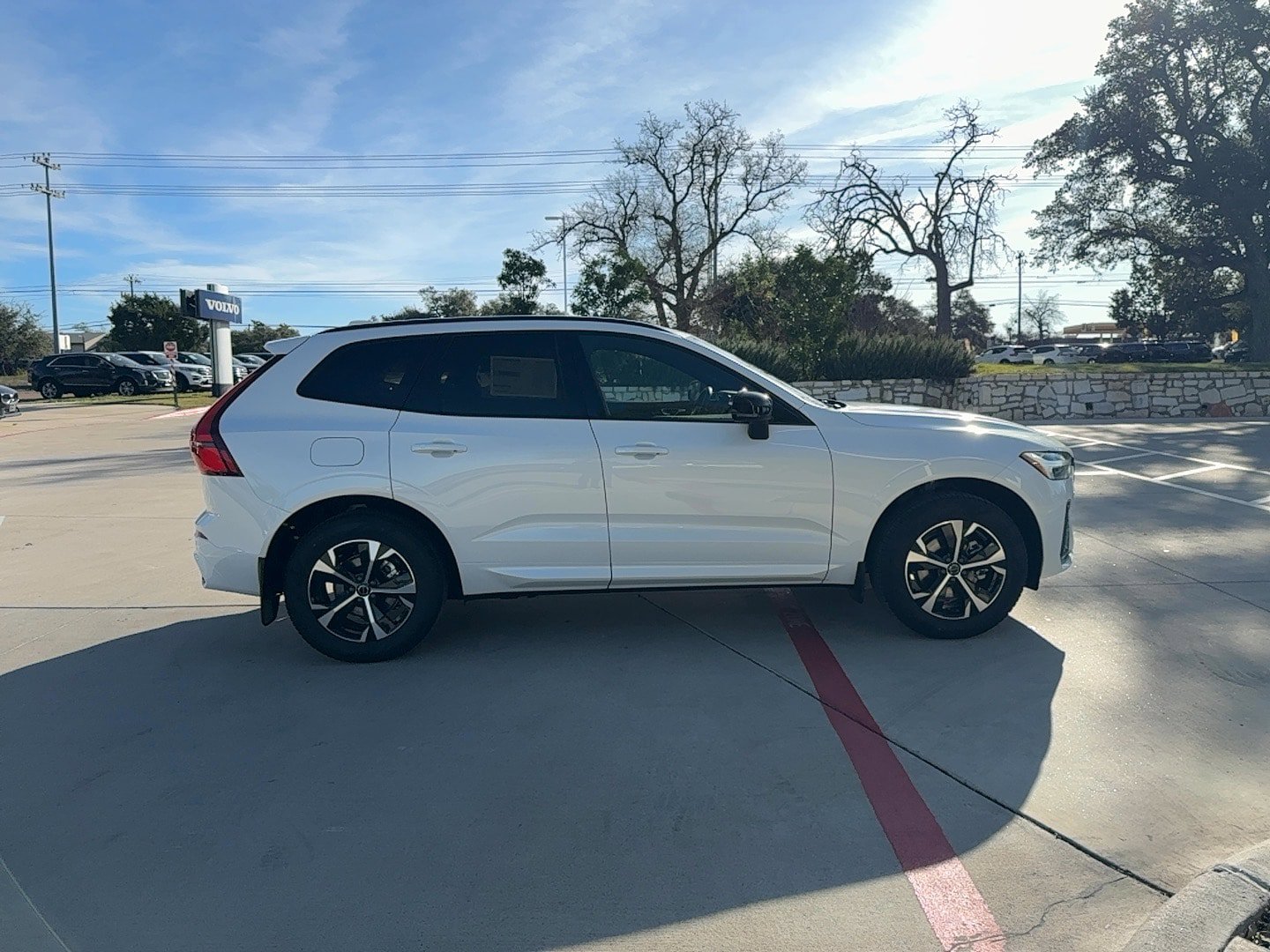 New 2026 Volvo XC60 B5 Core AWD/4WD image 7