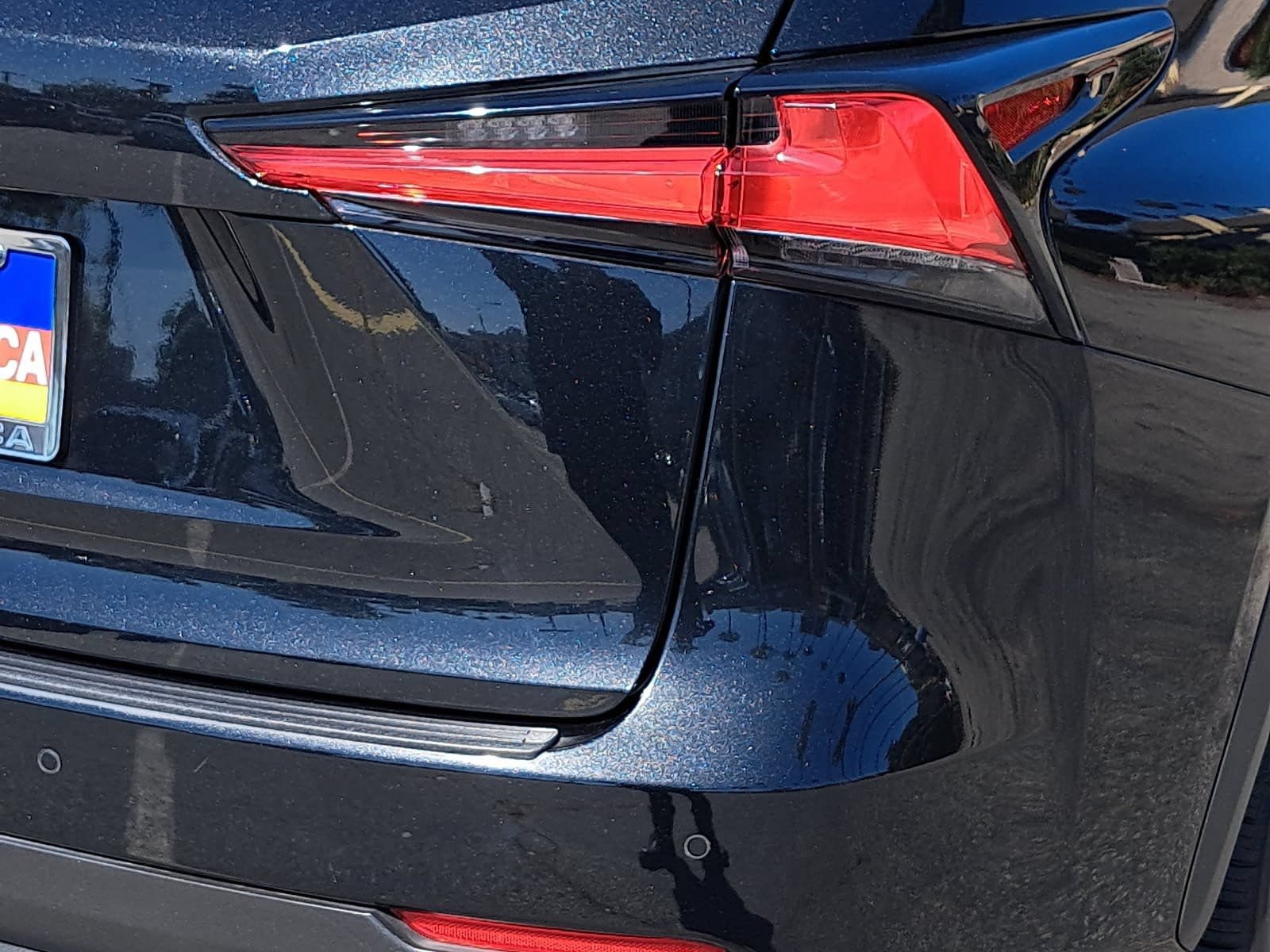 Used 2018 Lexus NX 300h AWD w/ Comfort Package image 38