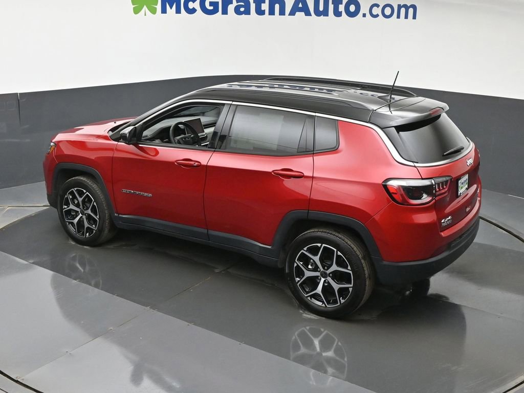 Used 2025 Jeep Compass Limited AWD/4WD image 23