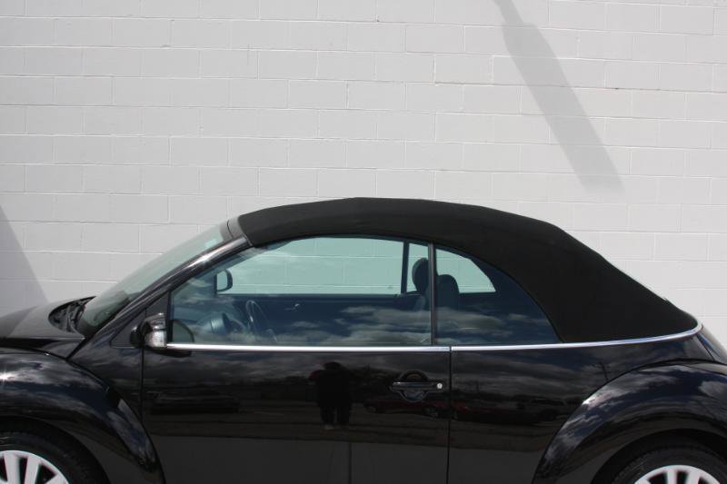 Used 2008 Volkswagen Beetle SE FWD image 22