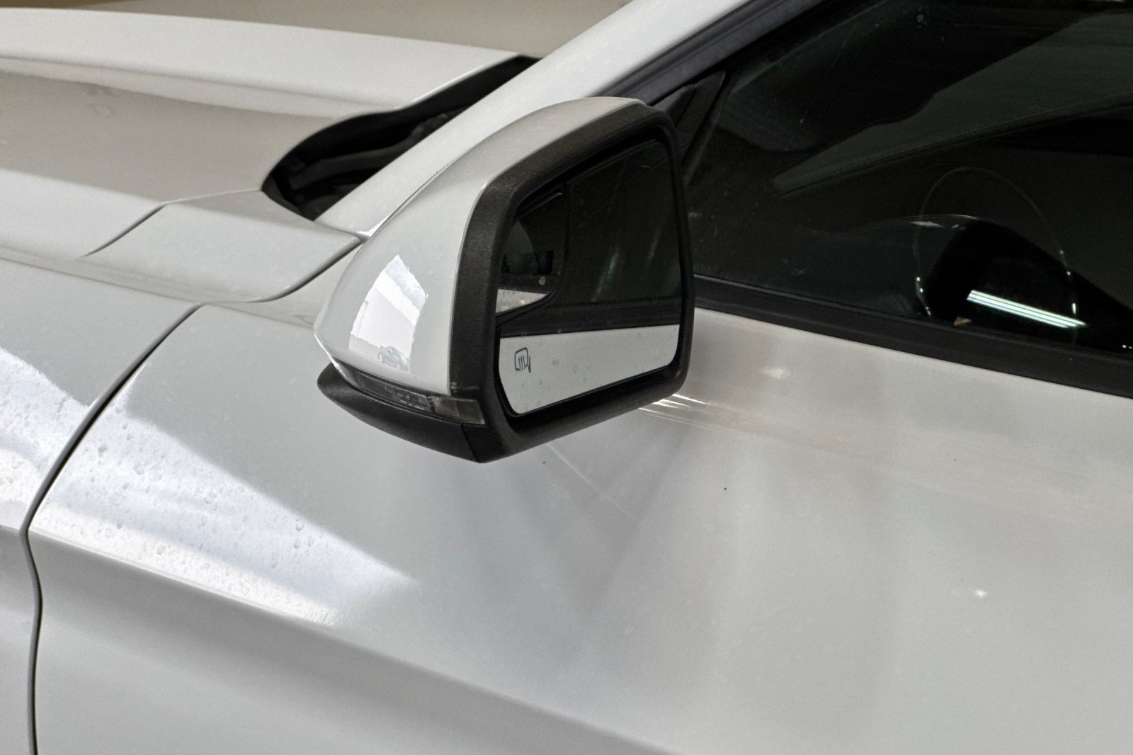 Used 2015 Ford Mustang Premium RWD image 51
