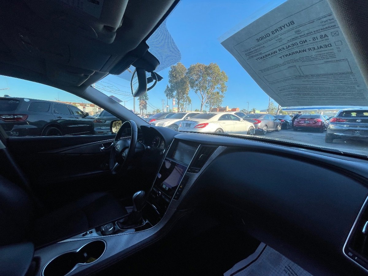 Used 2017 INFINITI Q50 Premium w/ 2.0T Premium Plus Package image 12
