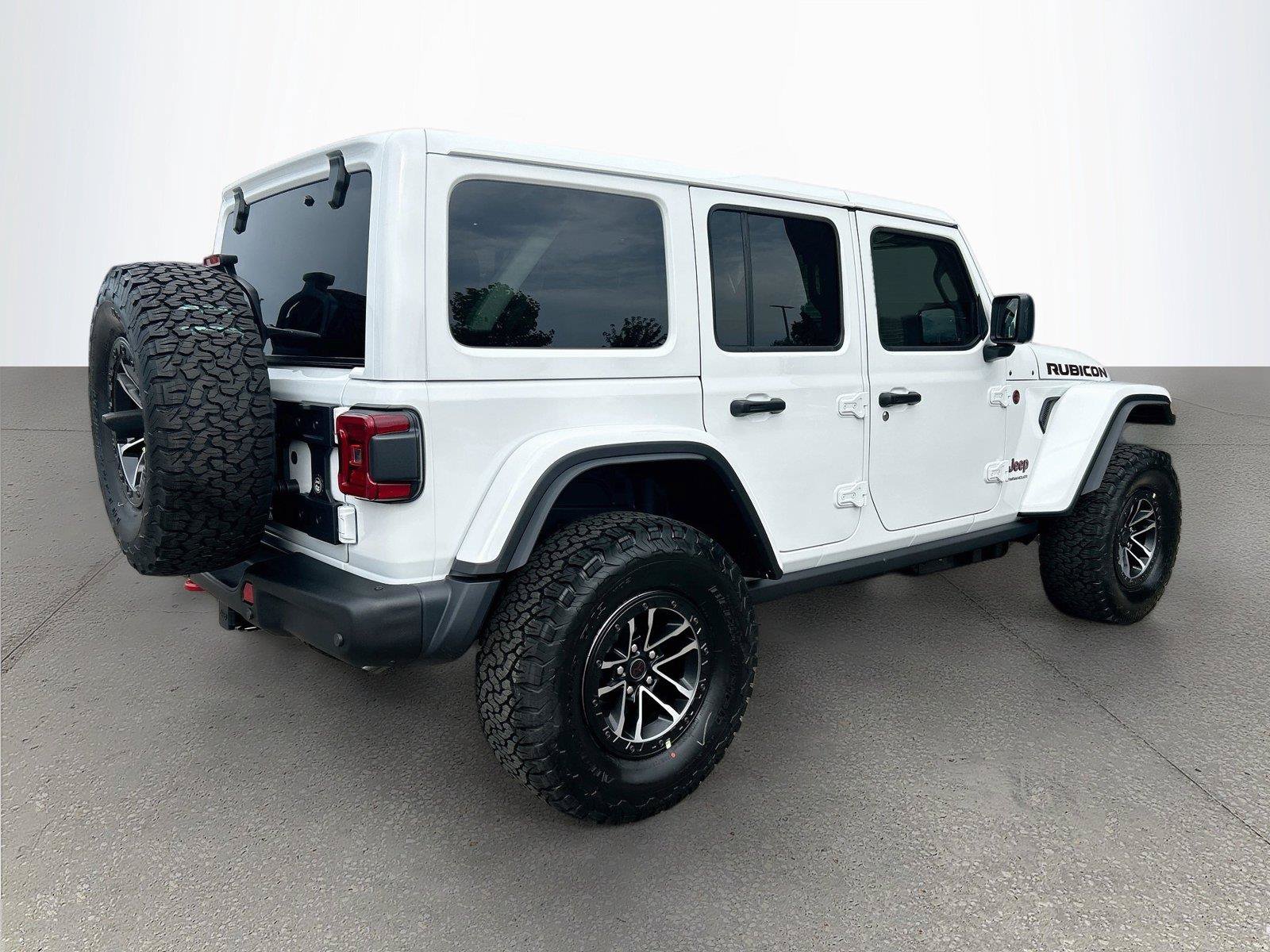 New 2026 Jeep Wrangler Unlimited Rubicon AWD/4WD image 4