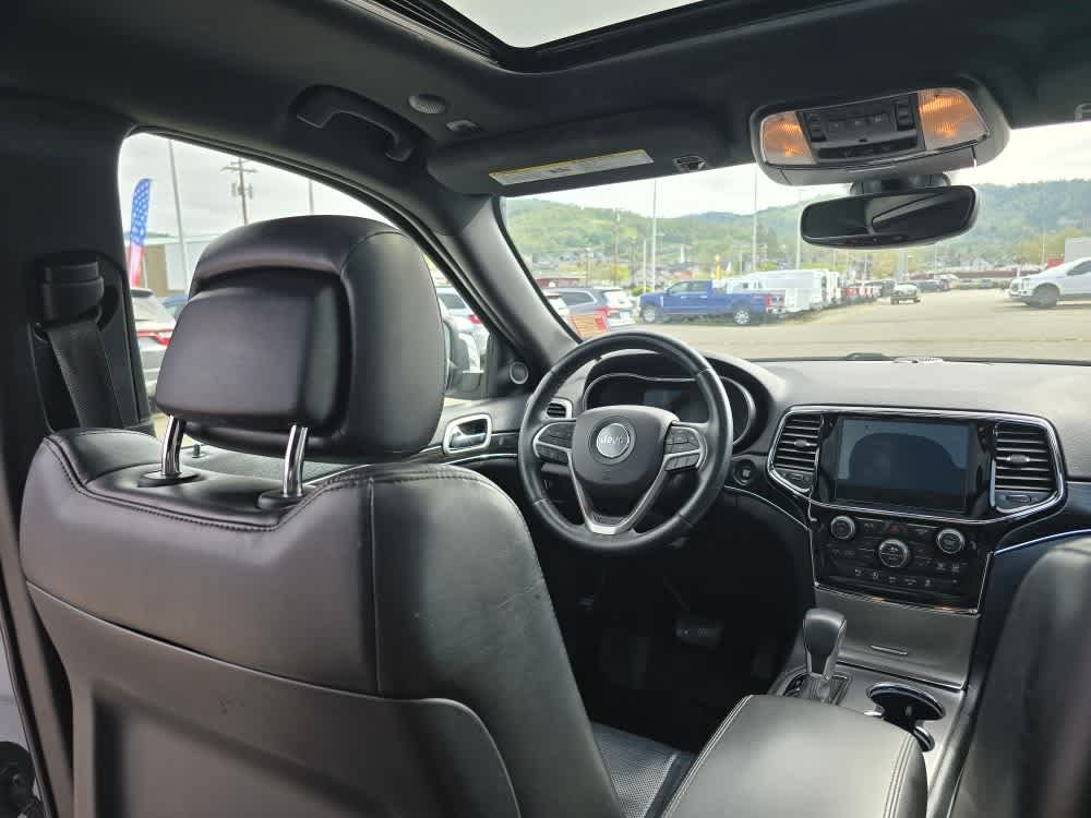 Used 2019 Jeep Grand Cherokee Limited w/ Luxury Group II AWD/4WD image 10