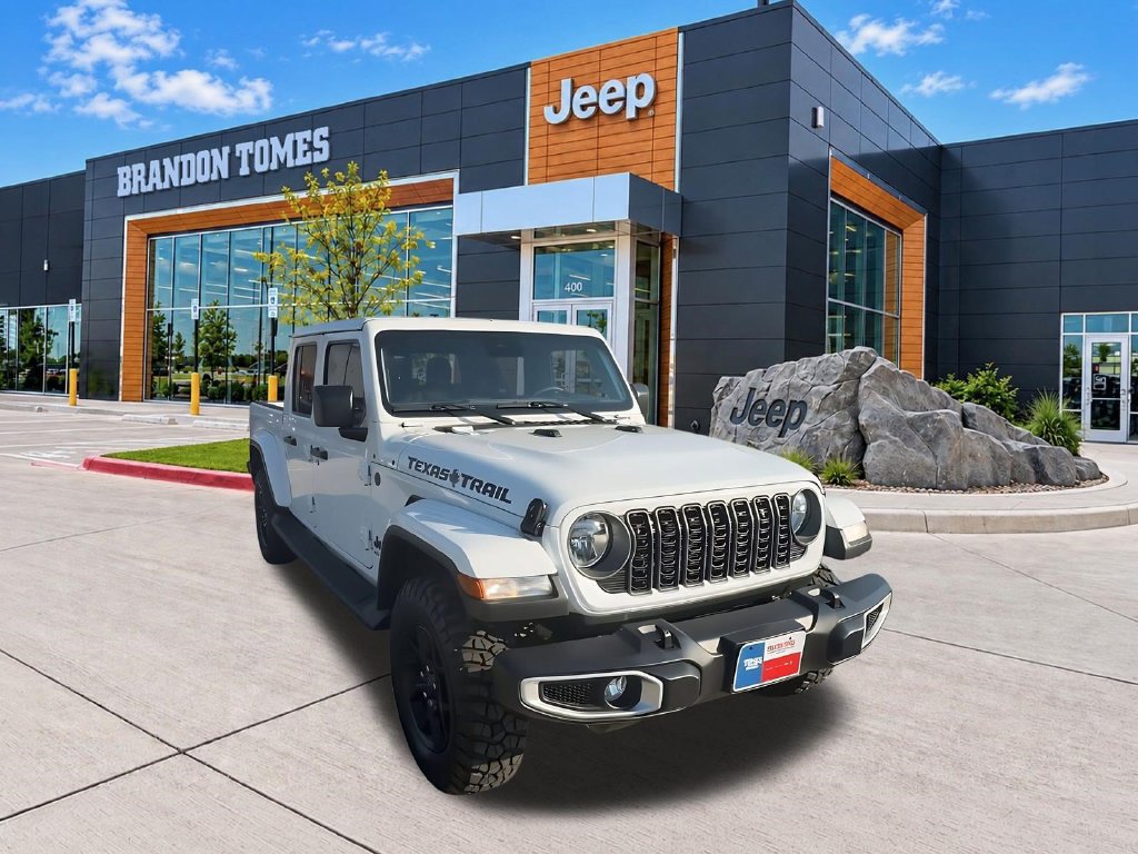 Used 2025 Jeep Gladiator Mojave AWD/4WD image 1