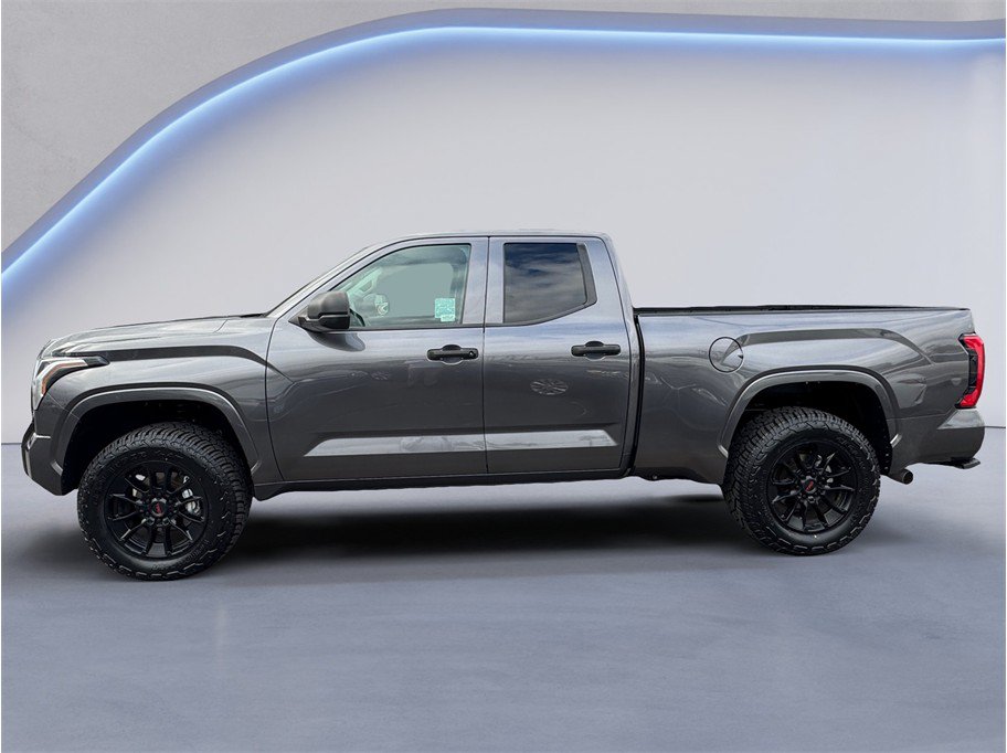 Used 2022 Toyota Tundra SR w/ SR Tow Package AWD/4WD image 3