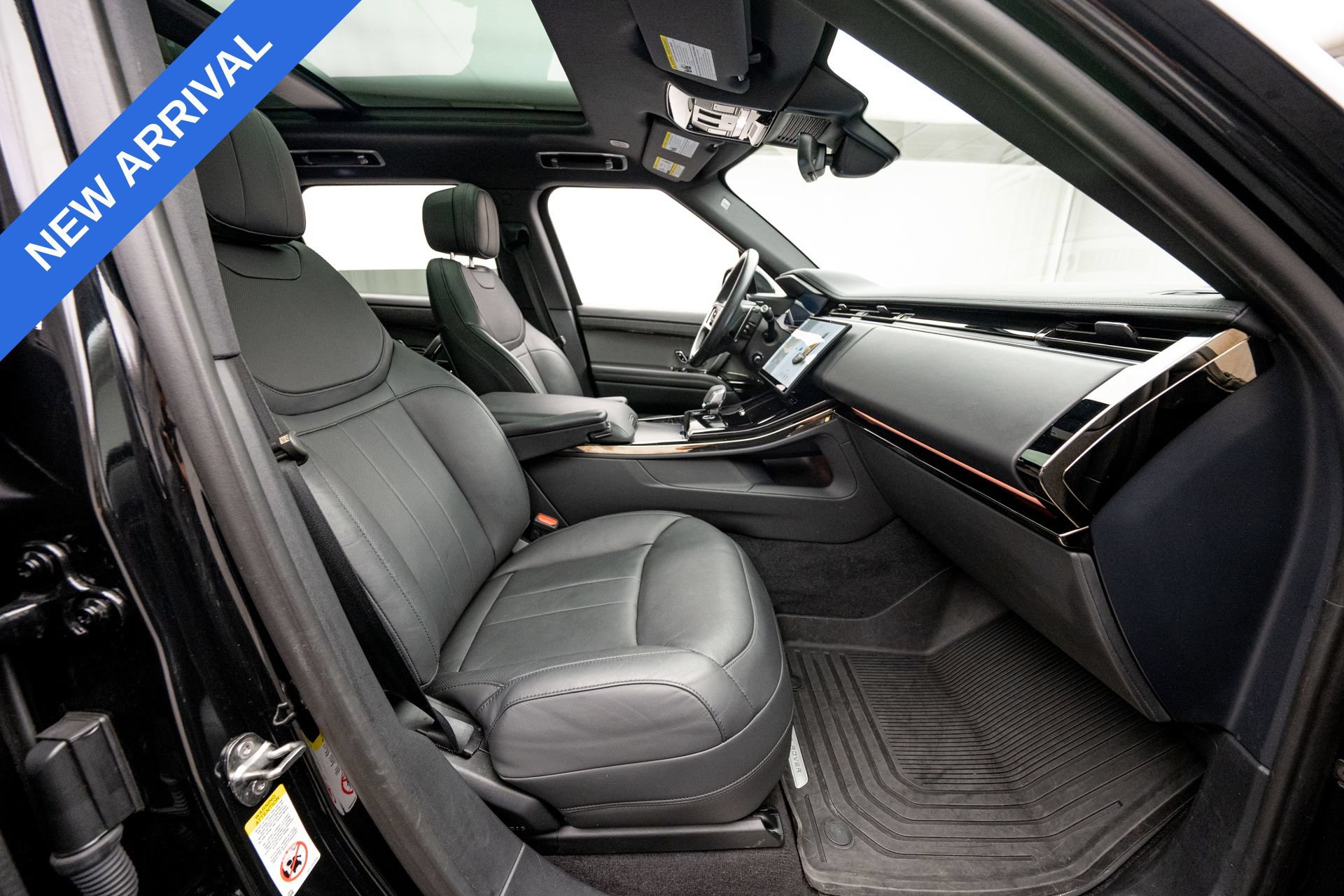 Used 2024 Land Rover Range Rover Sport Dynamic SE AWD/4WD image 14