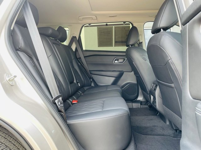 Used 2024 Nissan Rogue Platinum w/ Platinum Premium Package image 25