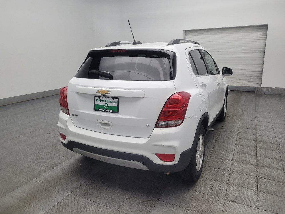 Used 2020 Chevrolet Trax LT w/ LT Convenience Package FWD image 9
