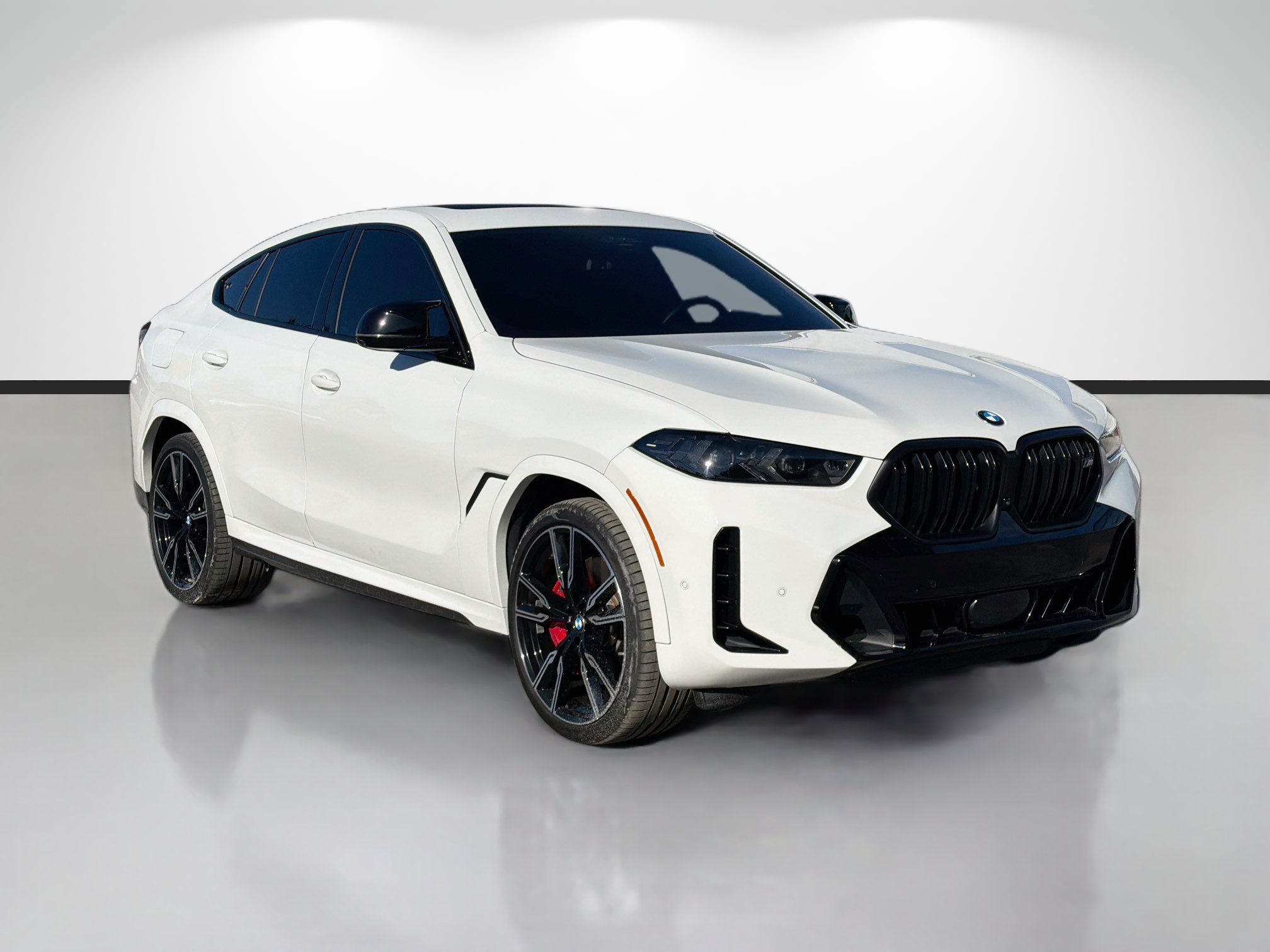 Used 2025 BMW X6 M60i AWD/4WD image 1