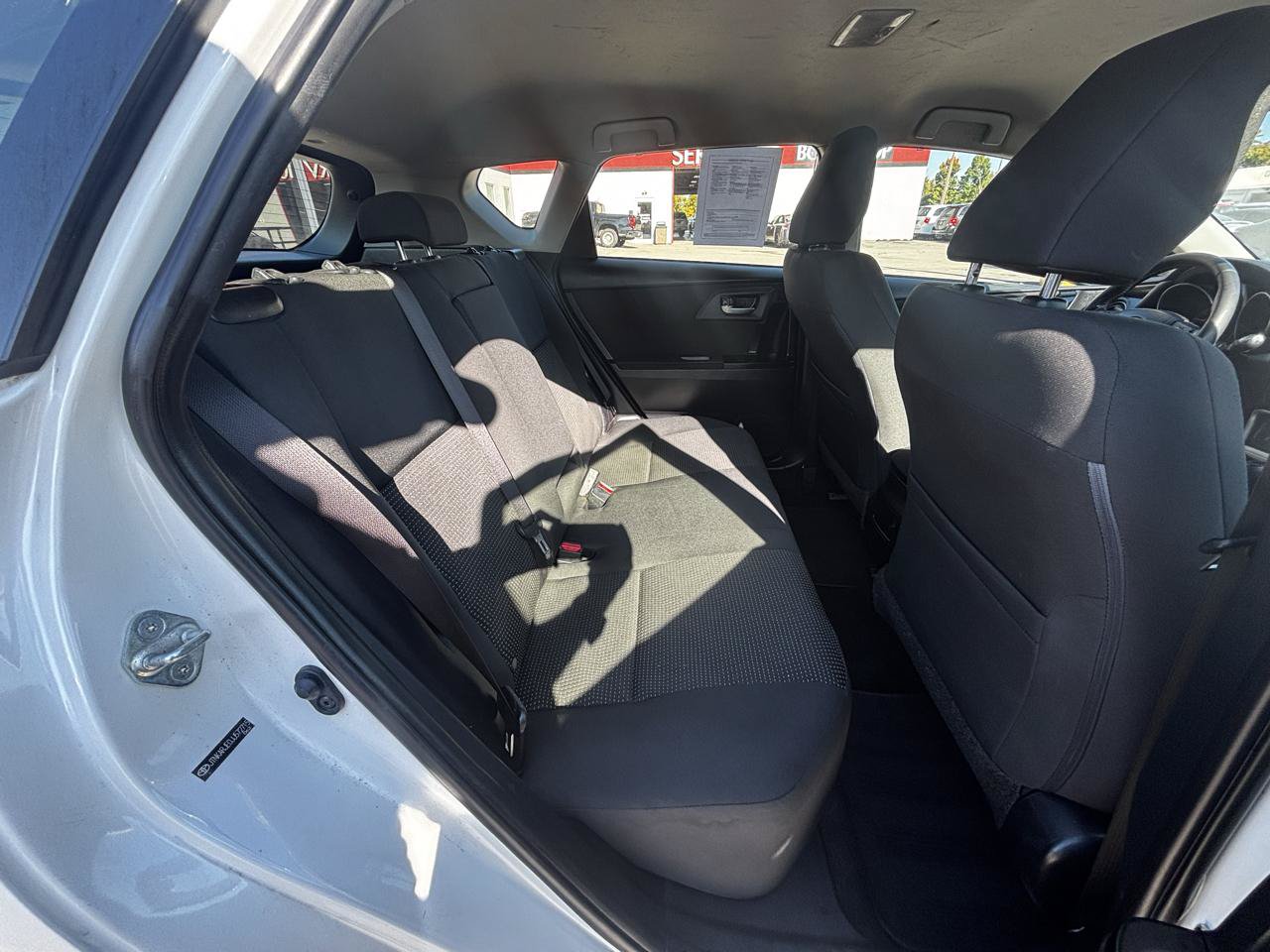 Used 2018 Toyota Corolla iM w/ Carpet Mat Package (TMS) FWD image 12
