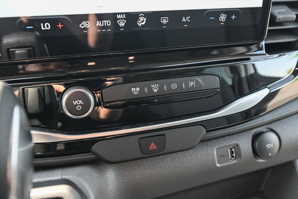 New 2025 Ford Transit 350 XLT image 29