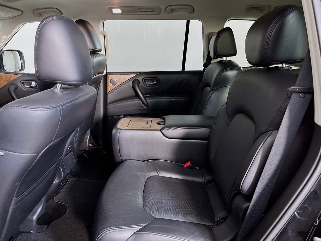 Used 2024 Nissan Armada SL w/ Captain's Chairs Package image 33