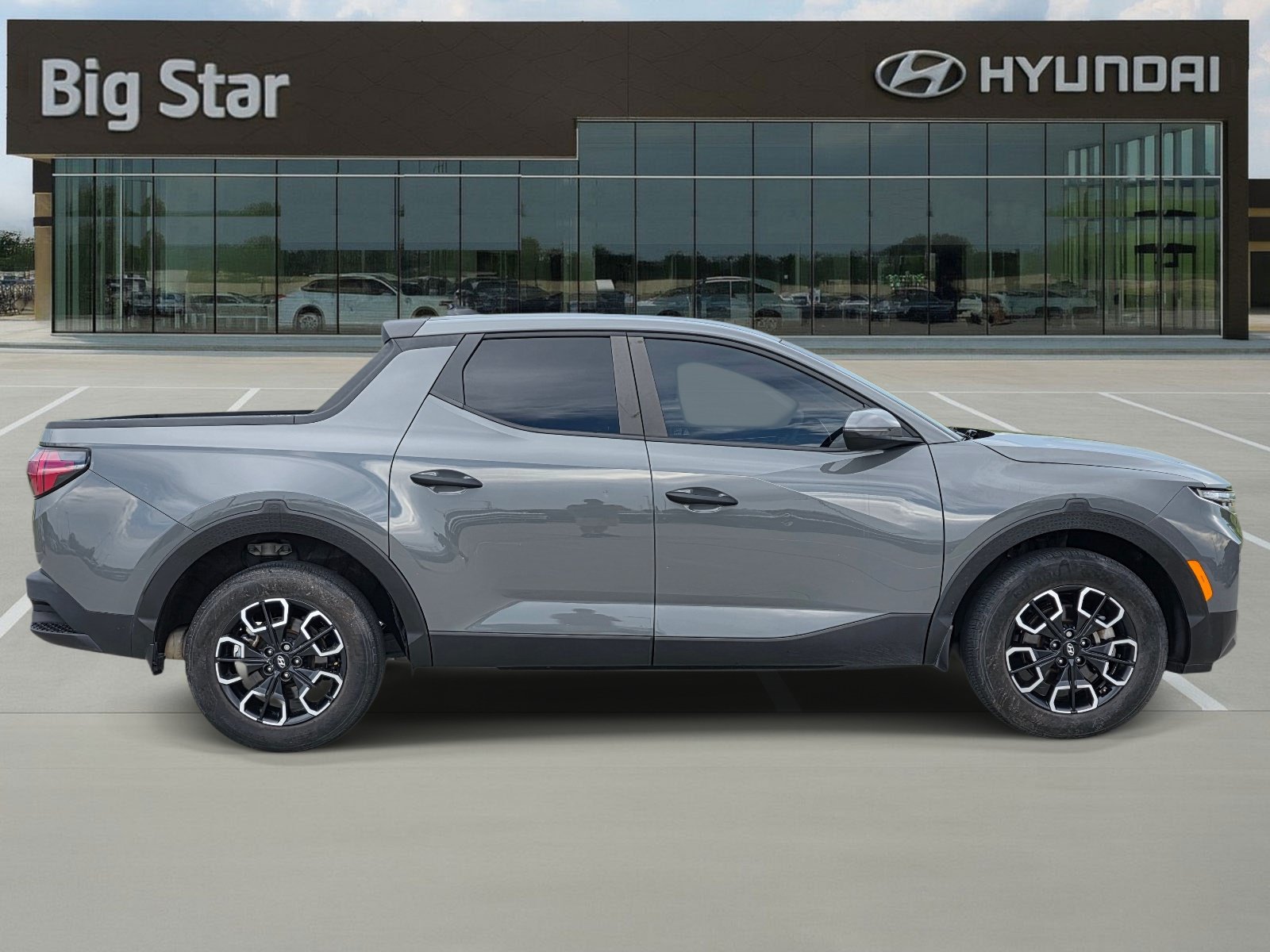 Used 2023 Hyundai Santa Cruz SEL FWD image 5