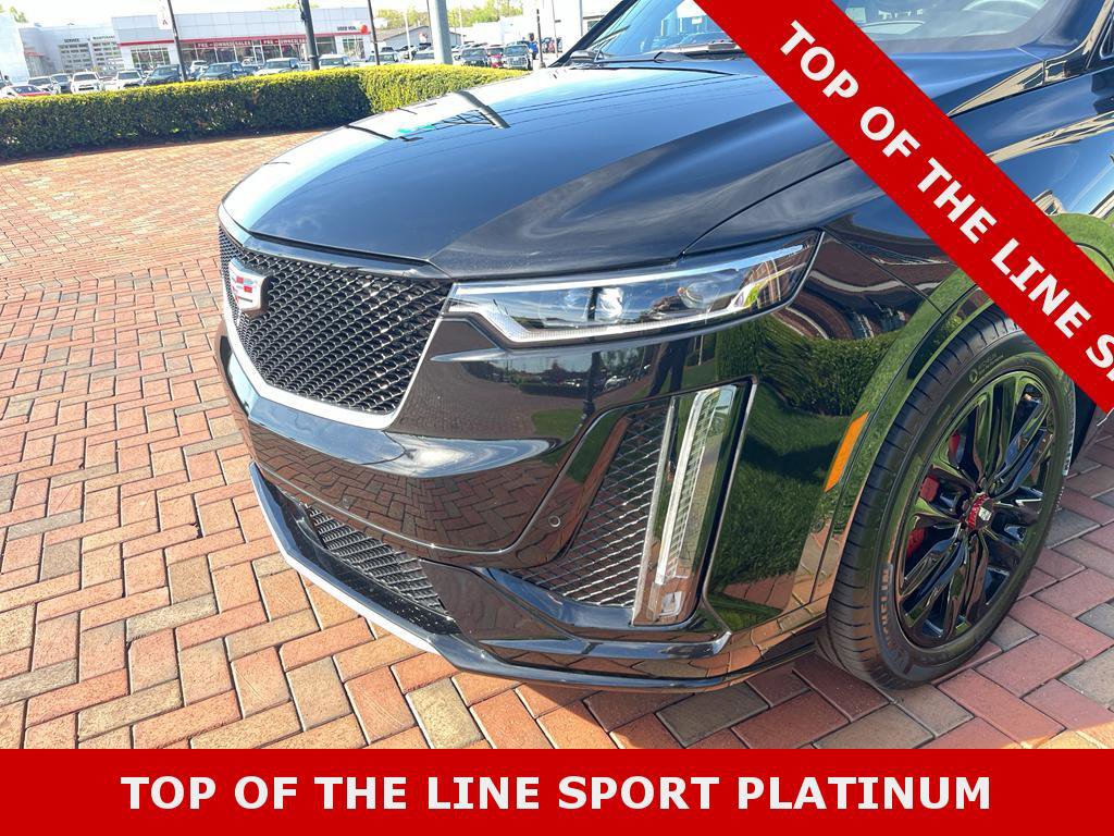 Used 2025 Cadillac XT6 Sport w/ Platinum Package AWD/4WD image 2