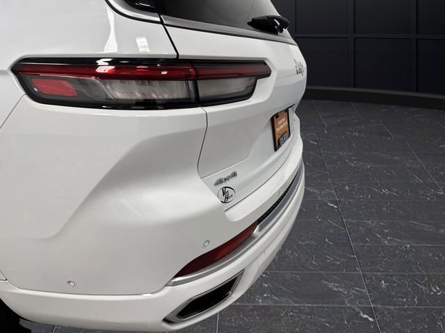 Used 2024 Jeep Grand Cherokee L Summit w/ Advanced Protech Group IV image 38