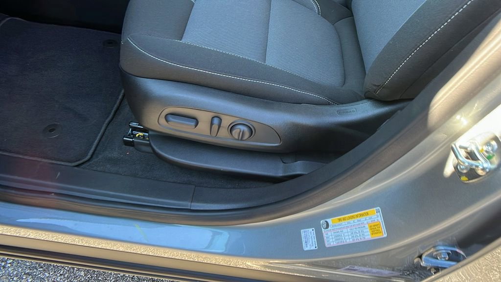 New 2025 Chevrolet Blazer LT w/ Midnight/Sport Edition image 14