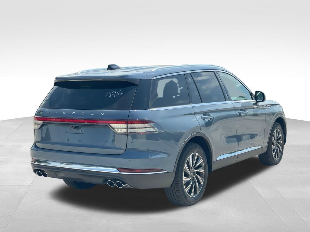 New 2026 Lincoln Aviator AWD image 5