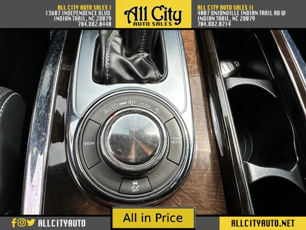 Used 2018 INFINITI QX80 4WD w/ Deluxe Technology Package image 19