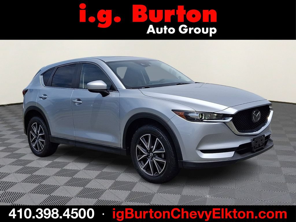 Used 2018 MAZDA CX-5 Touring w/ Preferred Equipment Package FWD image 1