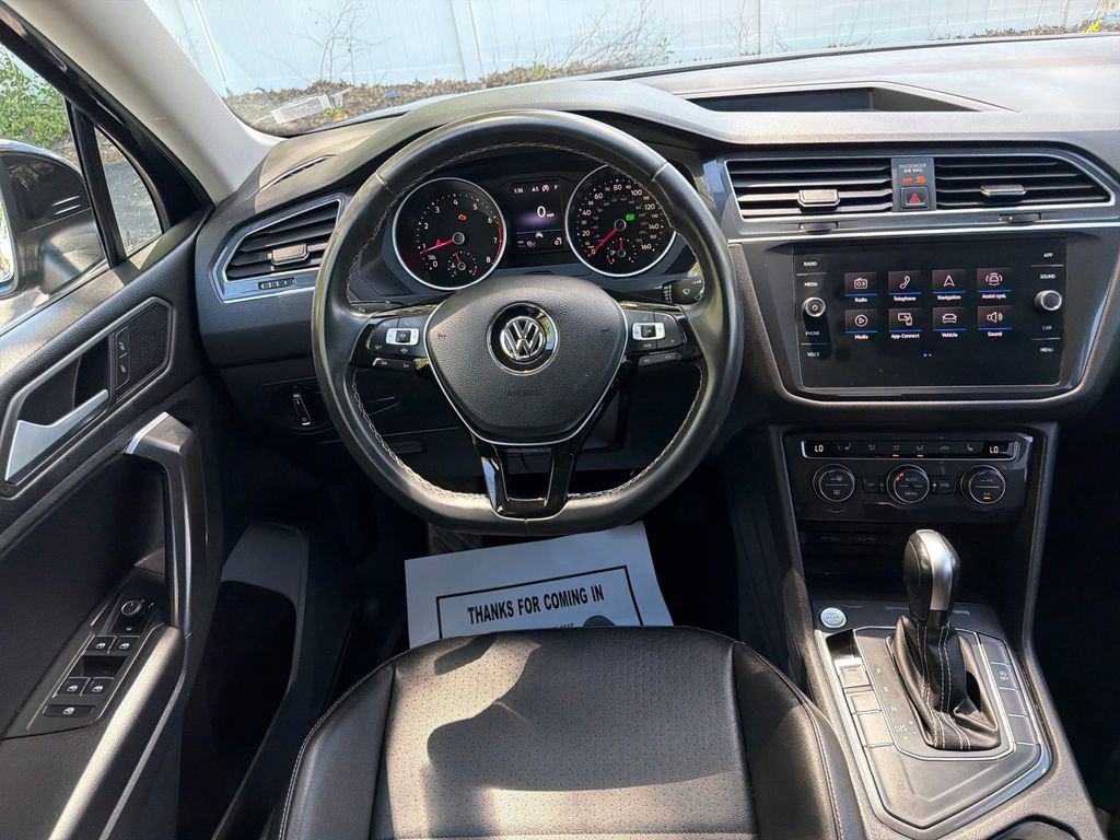 Used 2021 Volkswagen Tiguan SE FWD image 16