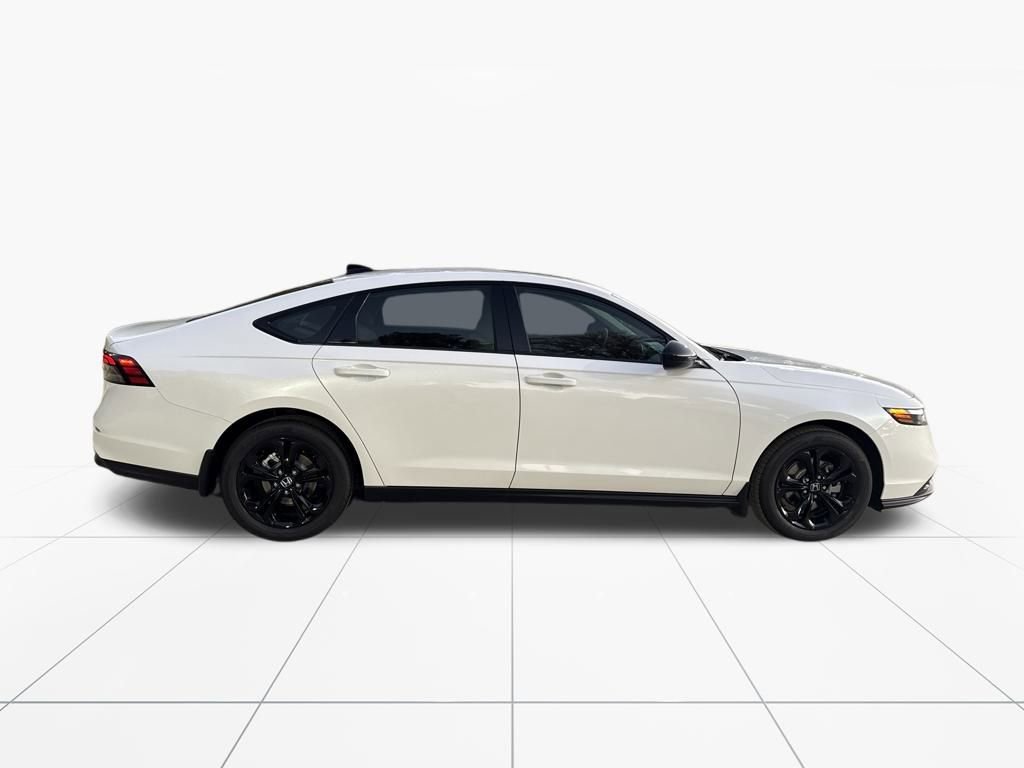 New 2025 Honda Accord SE image 11