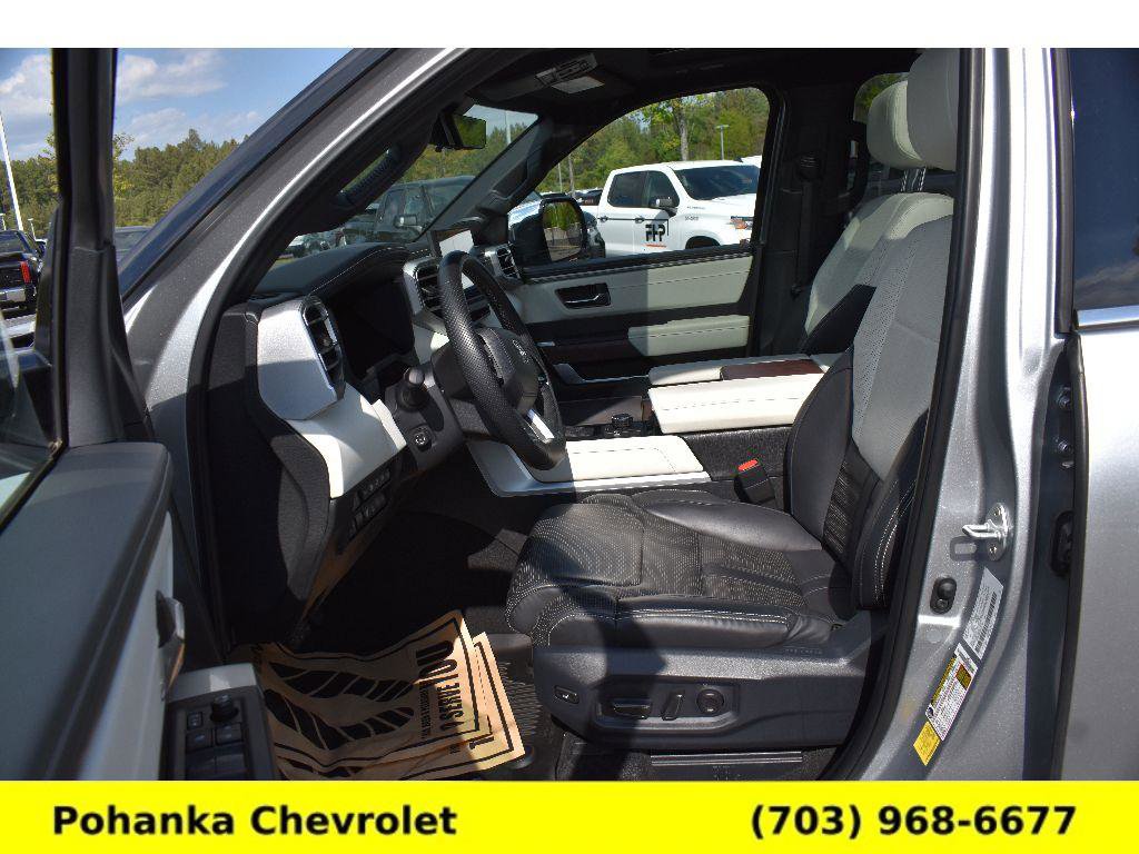 Used 2023 Toyota Sequoia Capstone AWD/4WD image 25