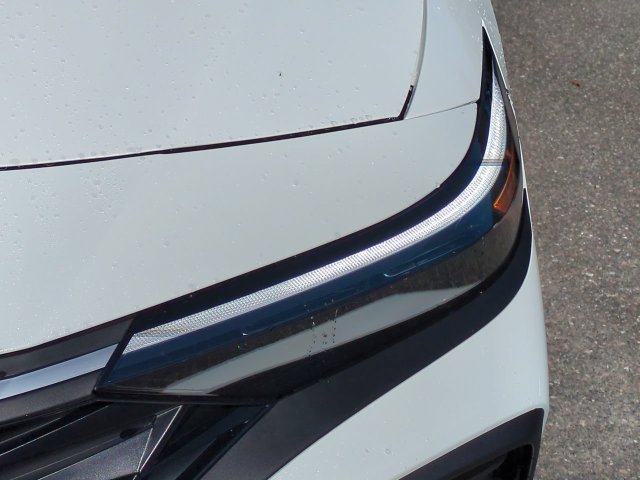 New 2026 Hyundai Elantra SEL Sport FWD image 10