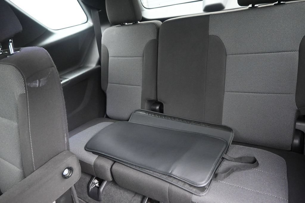Used 2023 Chevrolet Traverse LT FWD image 15