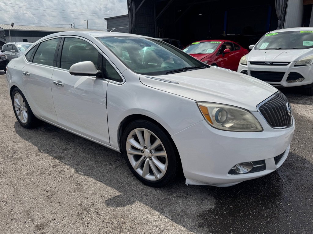Used 2014 Buick Verano Leather image 2