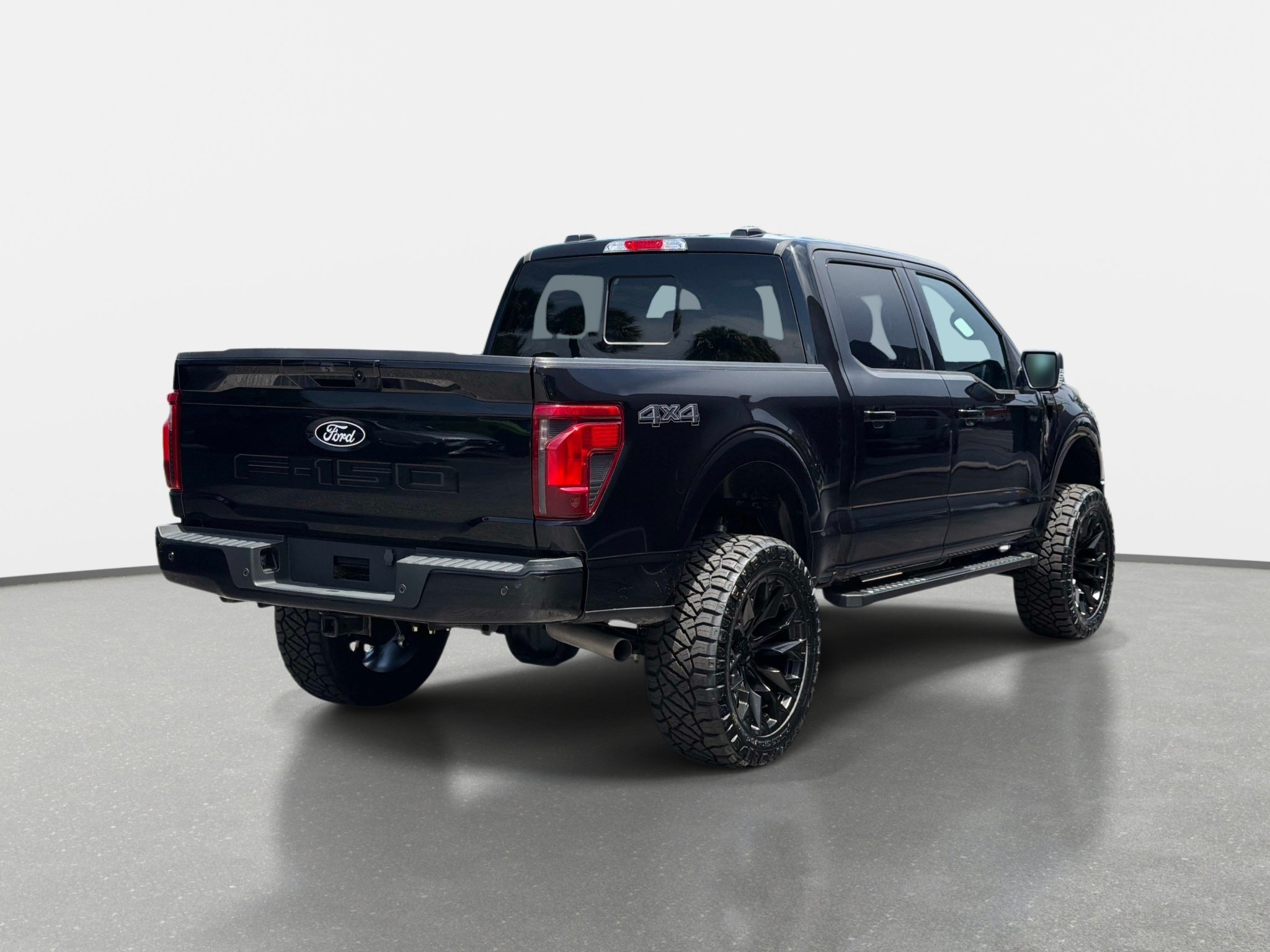 Used 2024 Ford F150 XLT w/ Equipment Group 302A MID AWD/4WD image 7