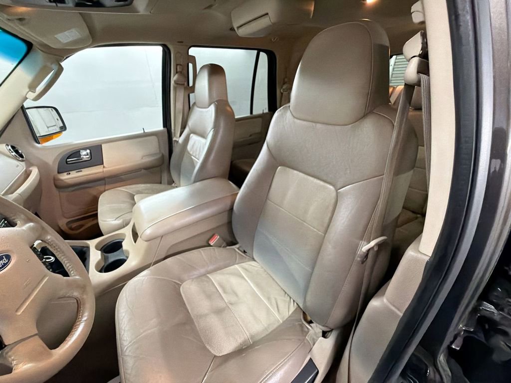 Used 2005 Ford Expedition Eddie Bauer image 16