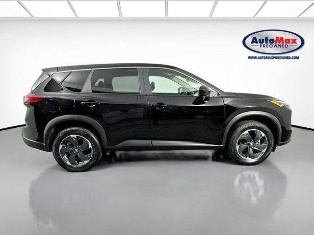 Used 2025 Nissan Rogue SV AWD/4WD image 9