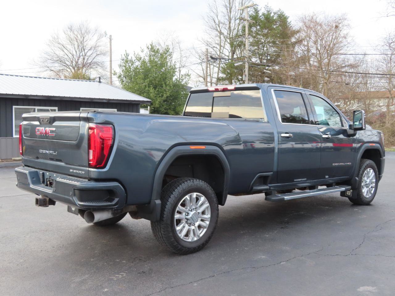 Used 2020 GMC Sierra 3500 Denali image 6