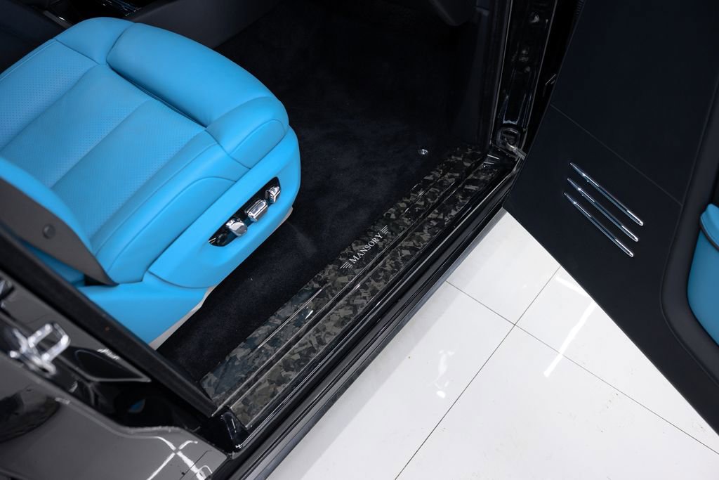 Used 2023 Rolls-Royce Phantom Sedan image 48