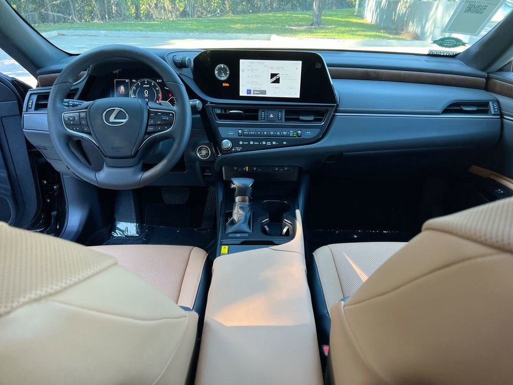 Certified 2024 Lexus ES 350 w/ Premium Package image 20