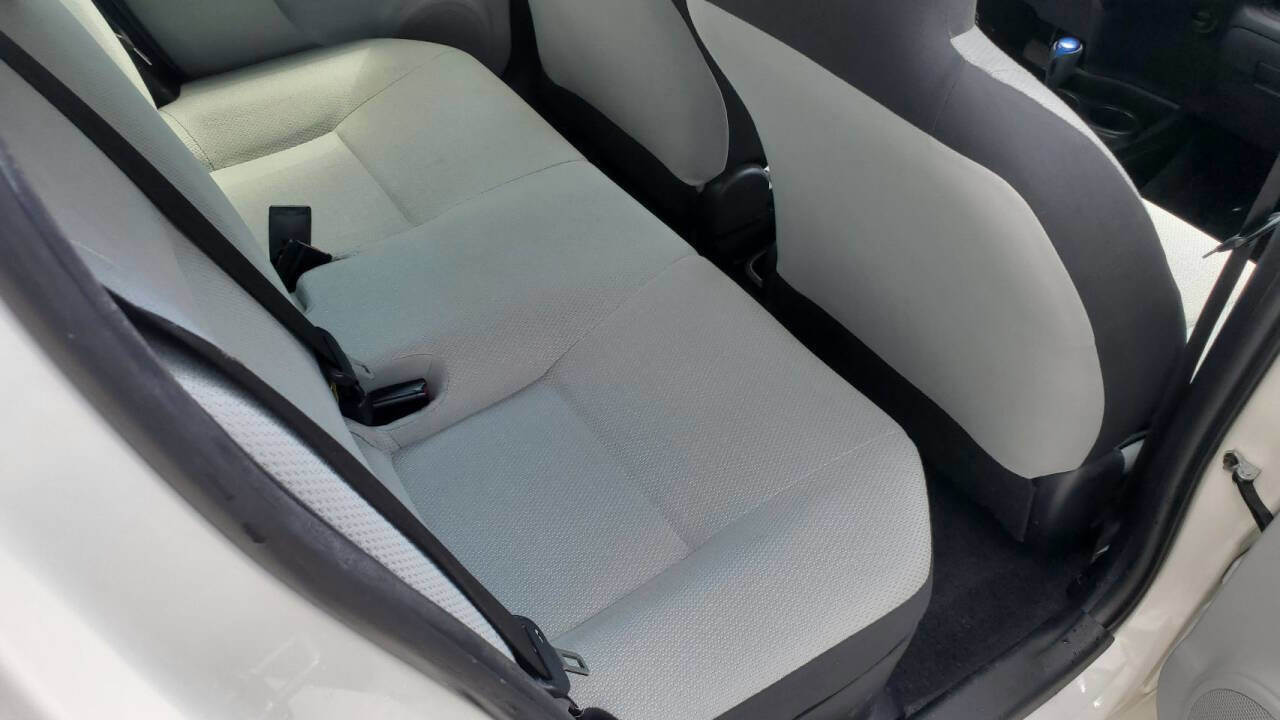 Used 2012 Toyota Prius C One image 13