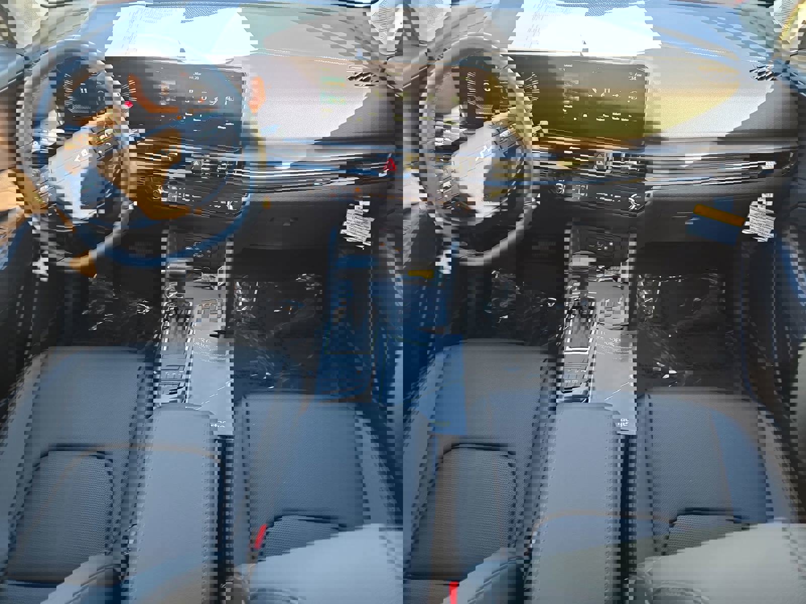 New 2026 Kia Sportage EX image 9