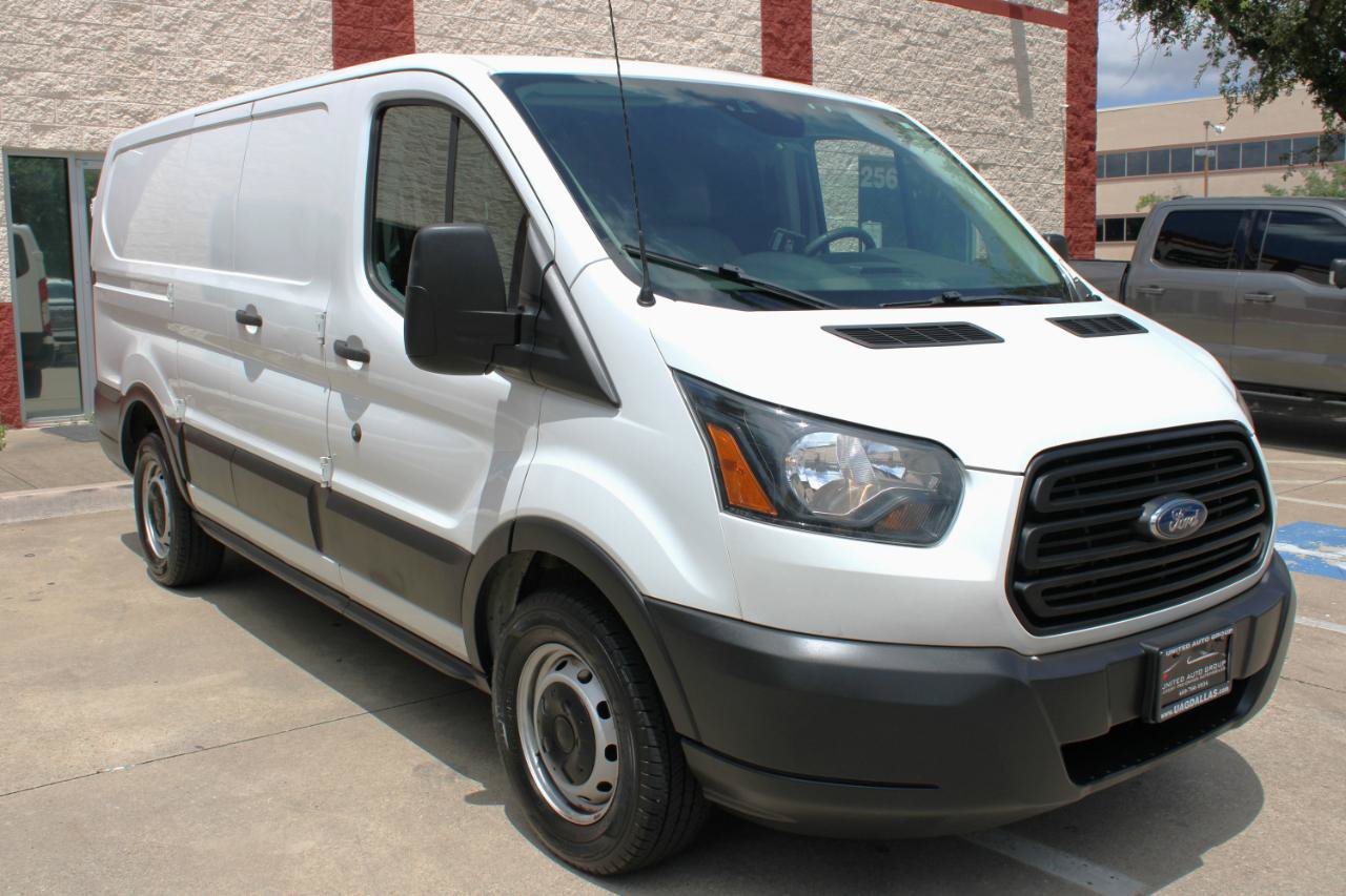 Used 2019 Ford Transit 150 130 Low Roof RWD image 12