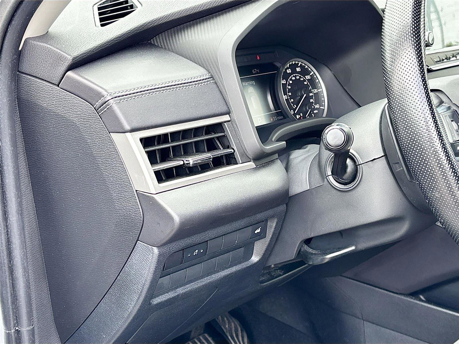 Used 2022 Mitsubishi Outlander SE FWD image 10