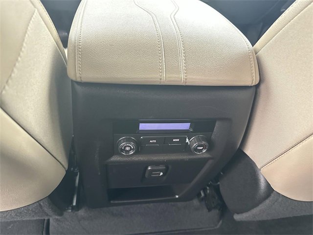 Certified 2022 Chevrolet Traverse LT image 20