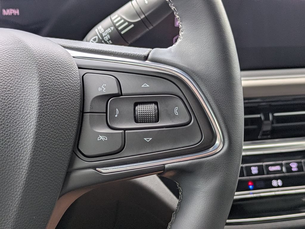 Used 2024 Buick Envista Avenir FWD image 27