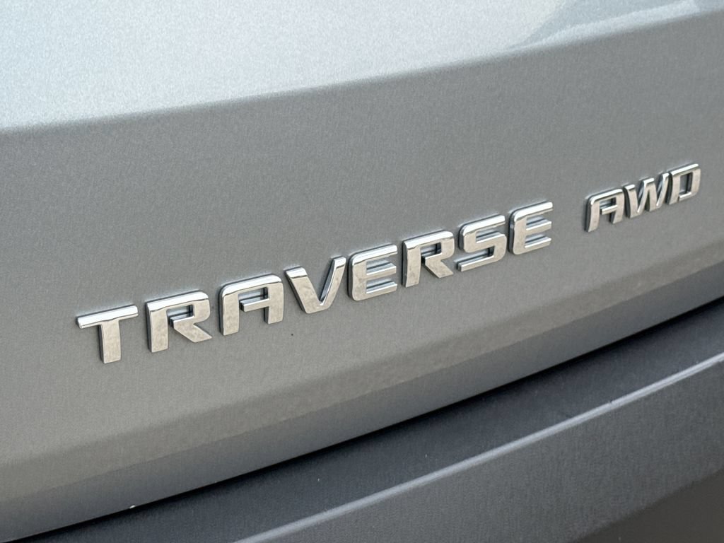 Used 2023 Chevrolet Traverse LT AWD/4WD image 11